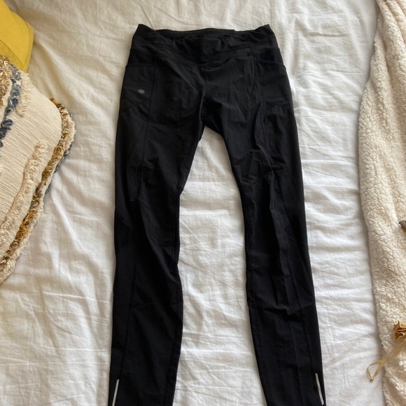 WOMENS ATHLETA LEGGINGS
